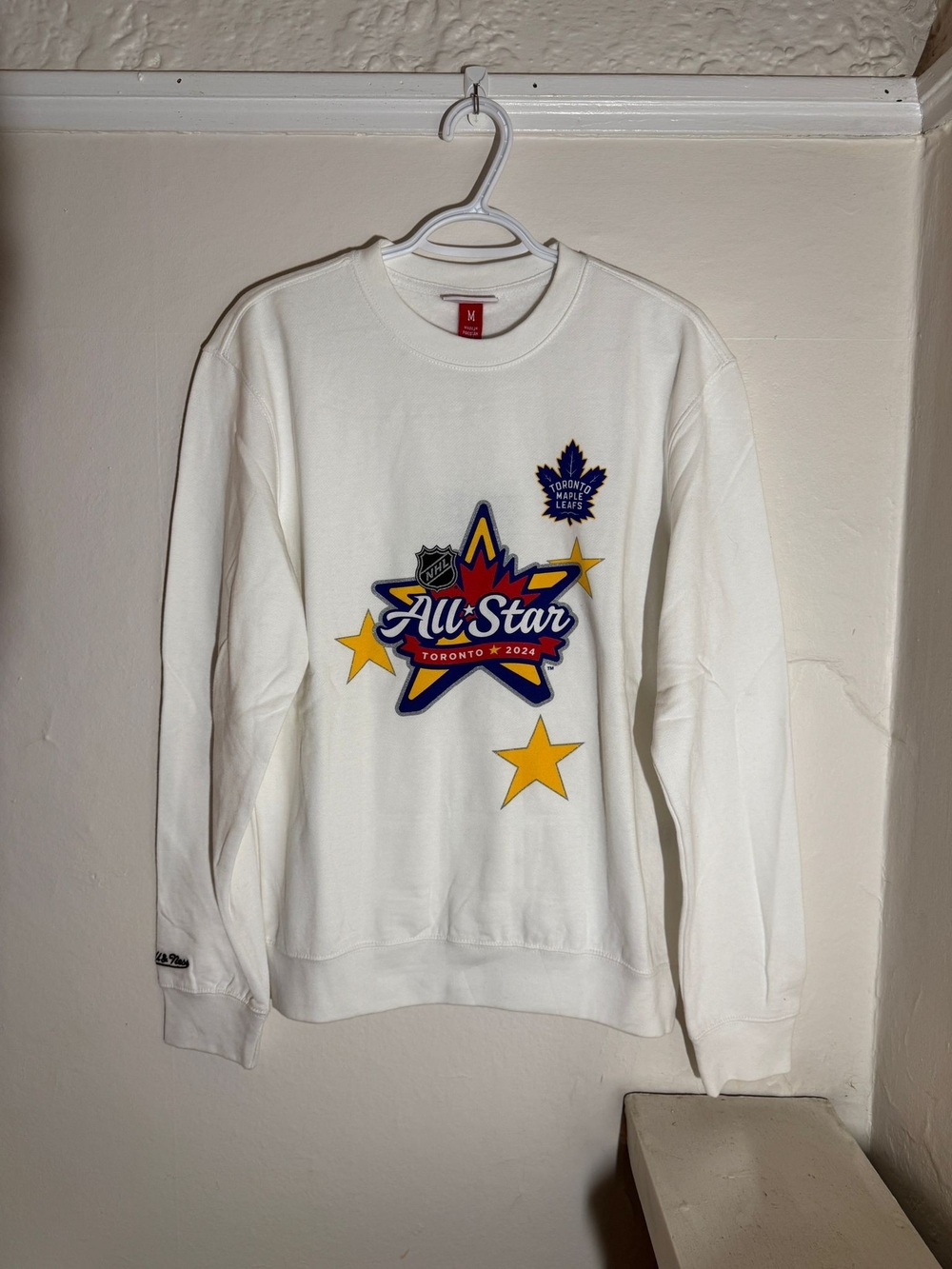 Mitchell & Ness White NHL All-Star Toronto 2024 Crewneck with Yellow Stars